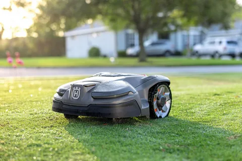 Smart Features to Look for in an Auto Lawn Mower