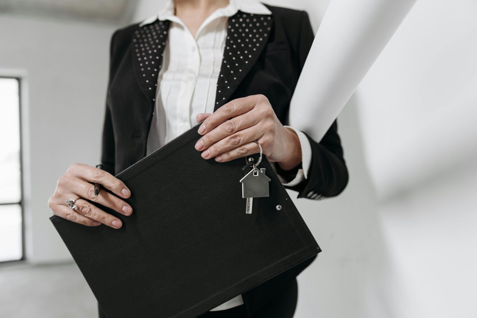 Realtors and Their Role in Modern Real Estate Transactions